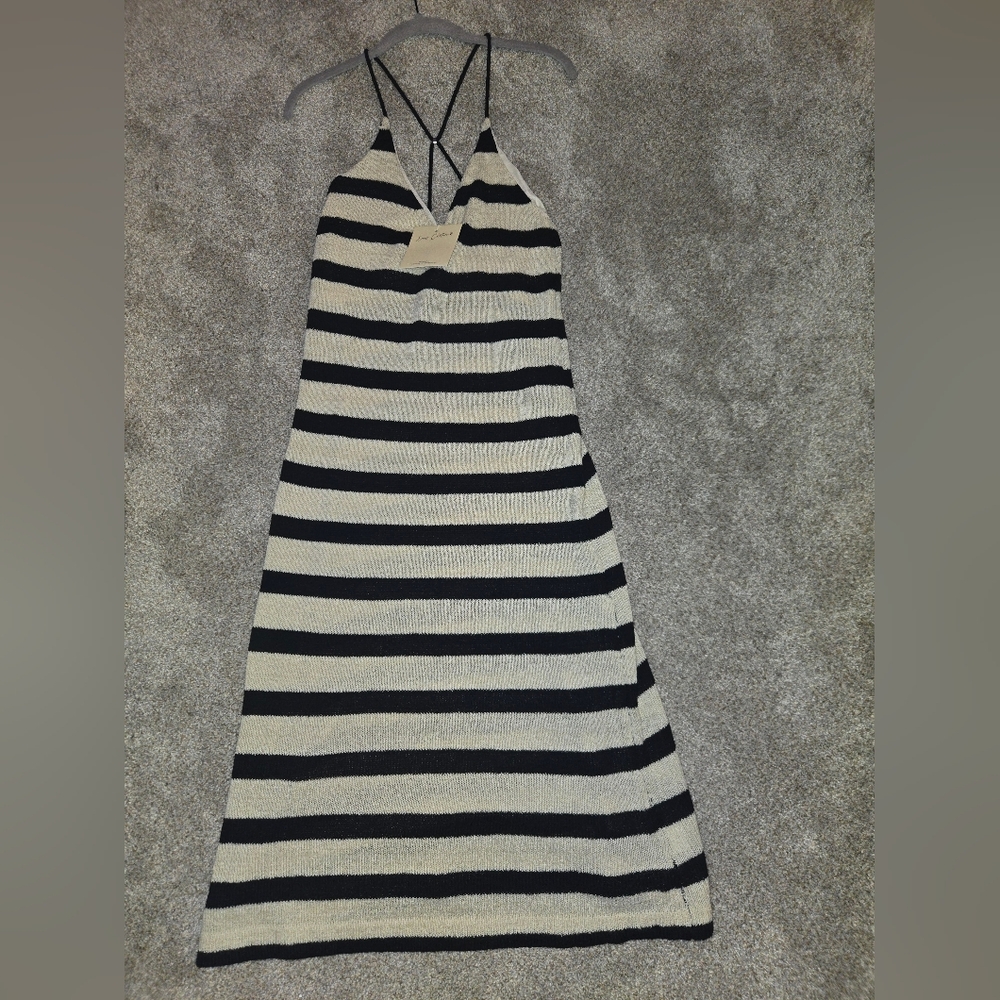 Striped Black and White Maxi Dress - Picture 3 of 8